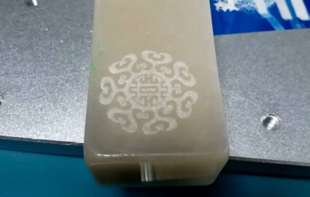玉石激光打标机