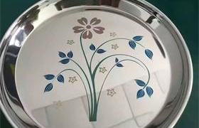 不锈钢餐具表面